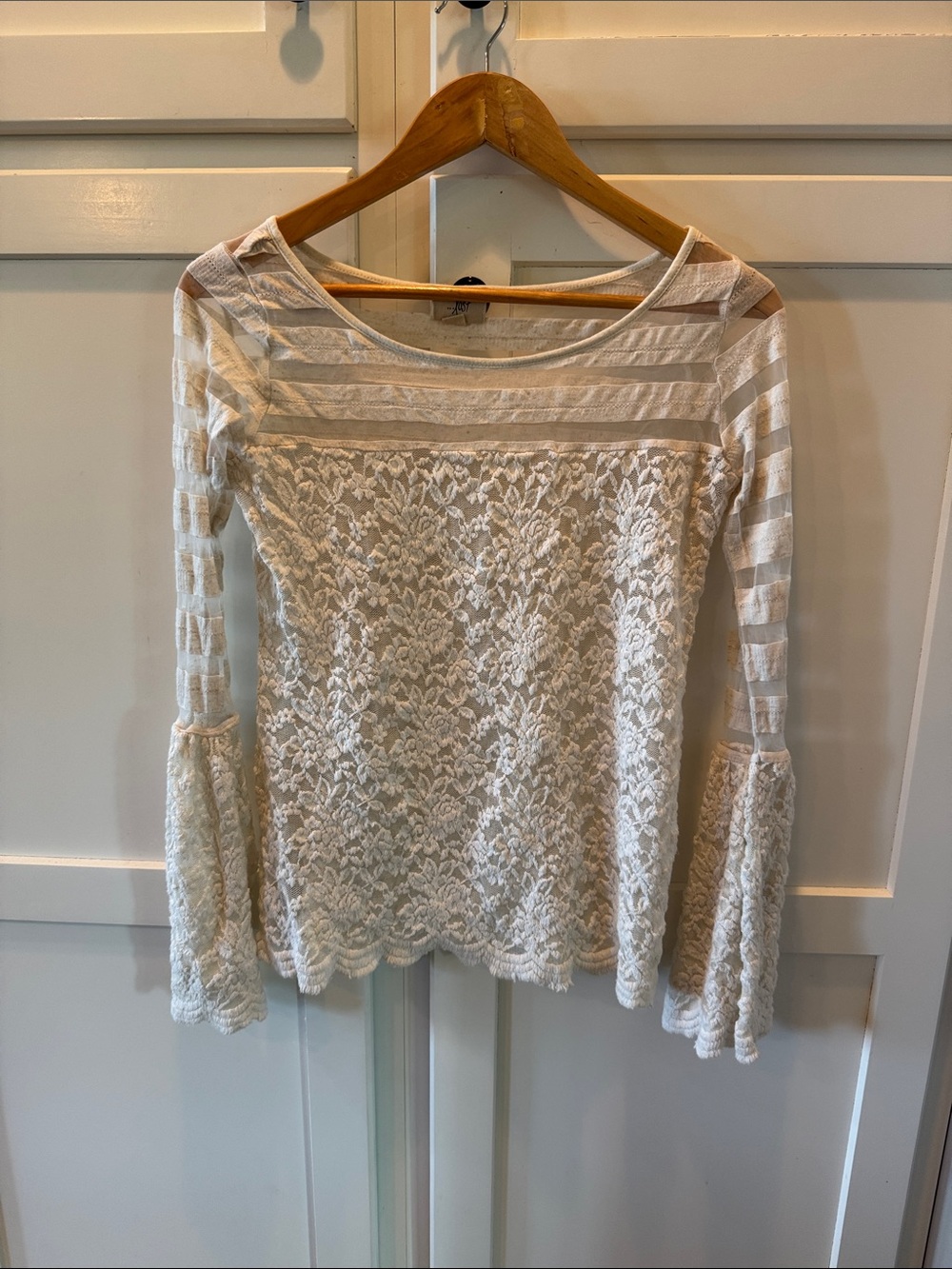 Lost Cream Lace Bell-Sleeve Blouse